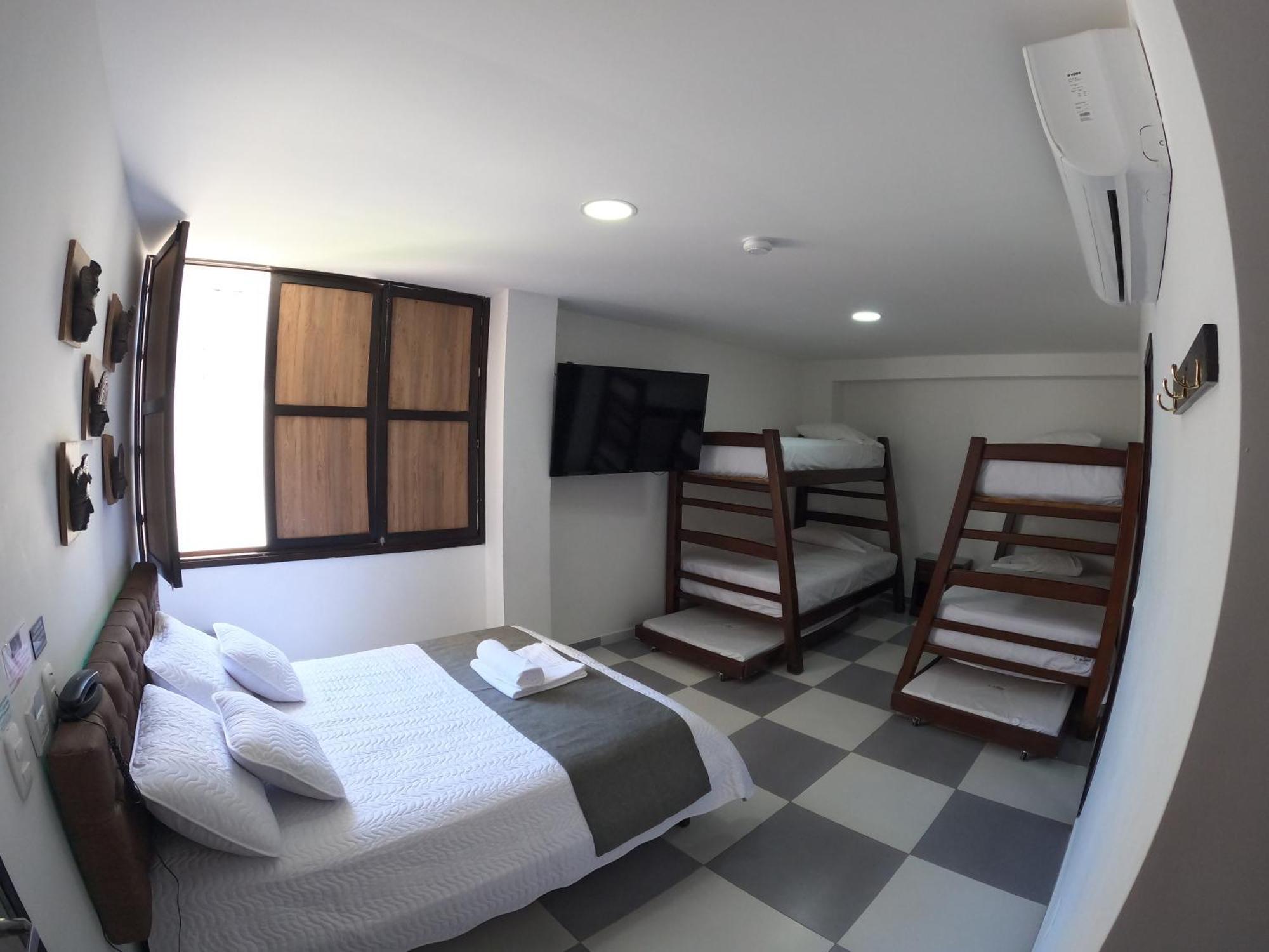 Hotel El Olimpo ซันตามาร์ตา ภายนอก รูปภาพ
