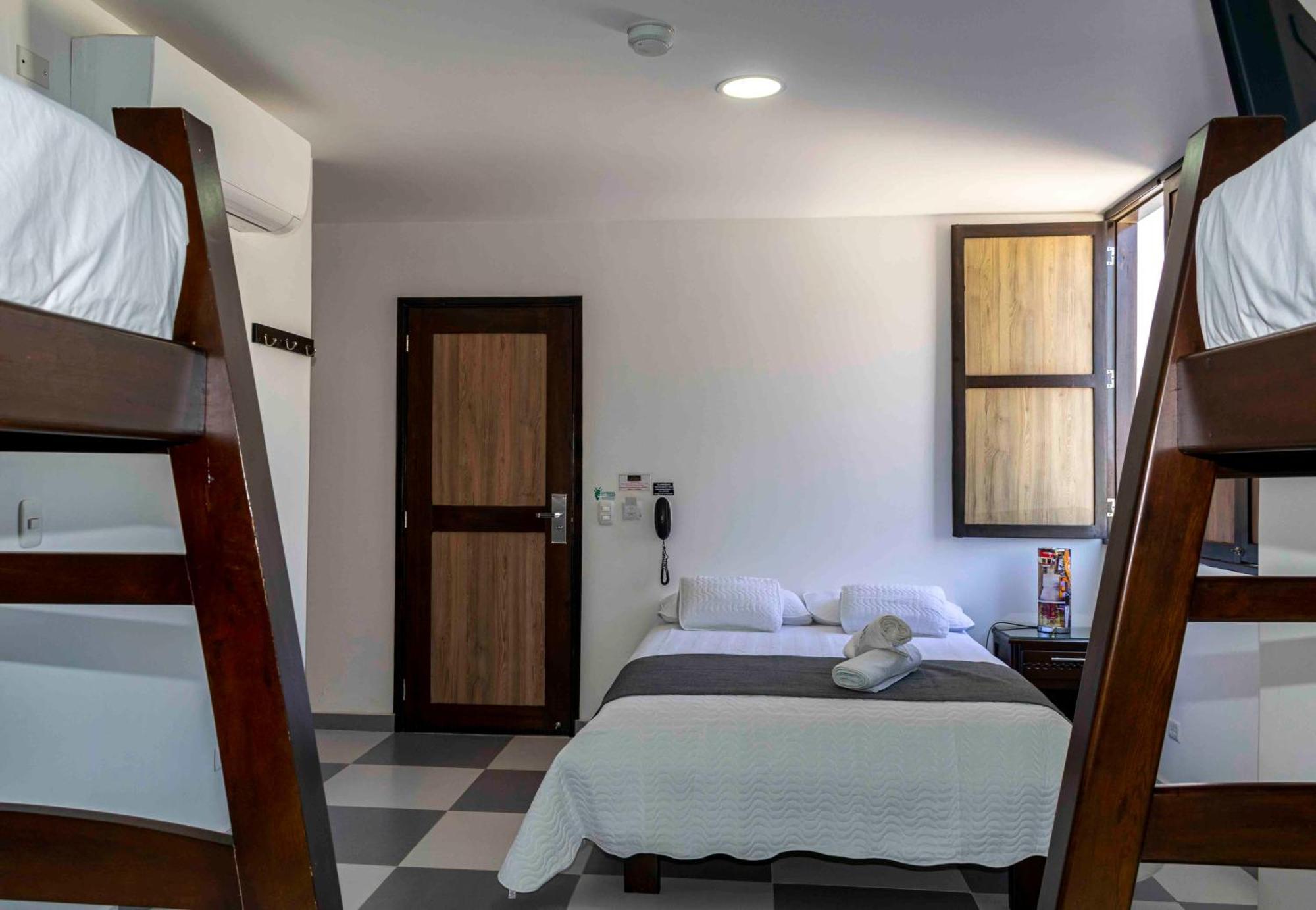 Hotel El Olimpo ซันตามาร์ตา ภายนอก รูปภาพ